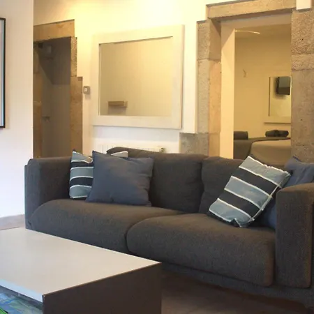 The Riverview Apartmán *